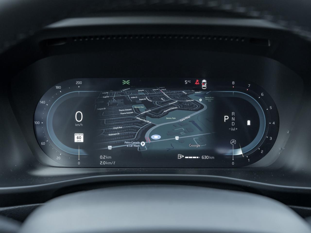 2025 Volvo XC40 B5 AWD Core Bright Theme  CPO FIN RATE  3.49%-4%* Photo