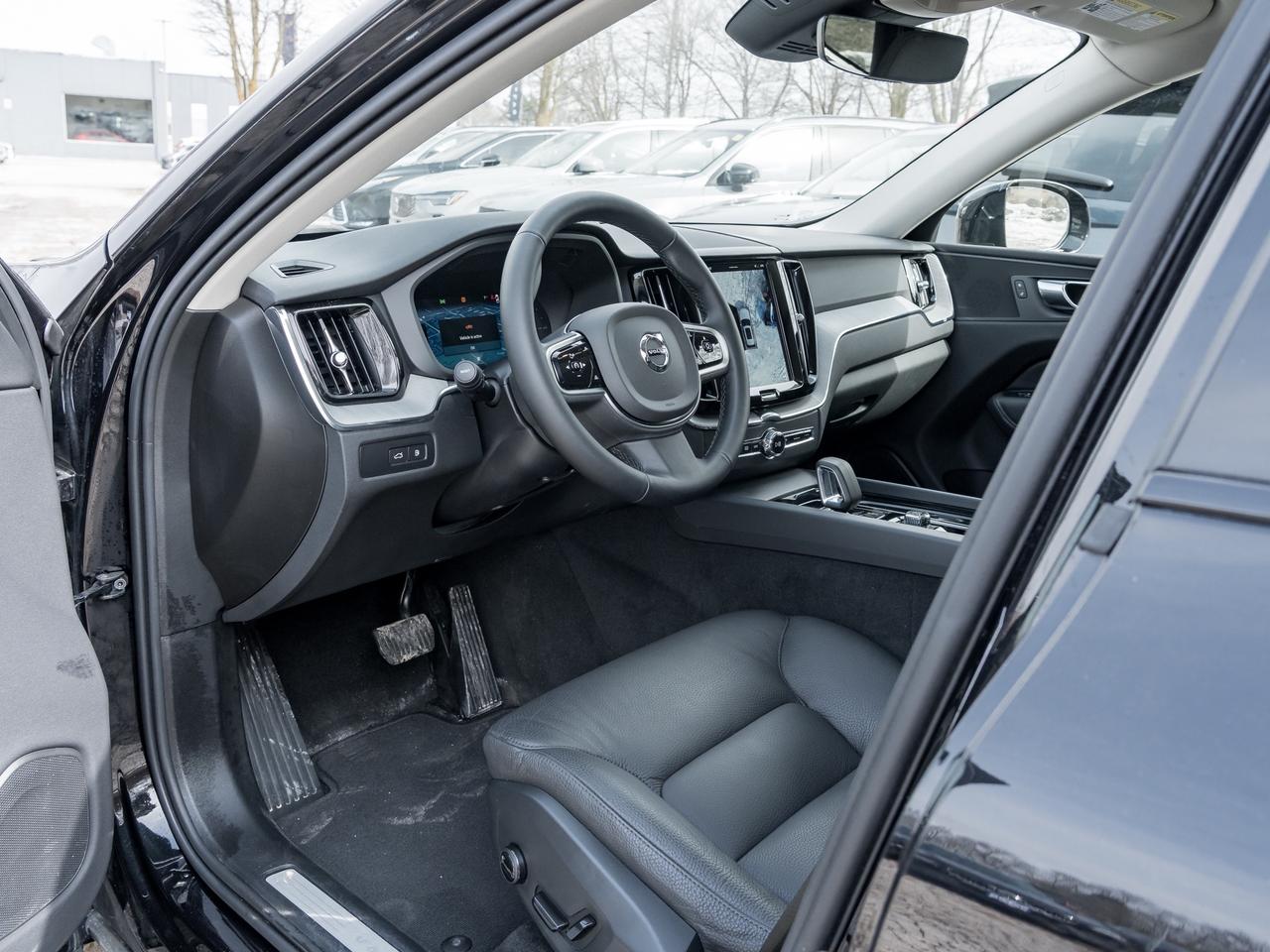 2025 Volvo XC60 Recharge T8 AWD PLUS  PLUG IN HYBRID  20" ALLOY WHEELS  CPO Photo