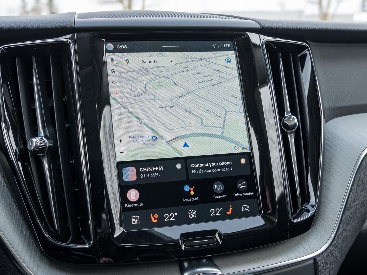 2025 Volvo XC60 Plug-In Hybrid T8 AWD PLUS  PLUG IN HYBRID  CPO RATE FROM 3.49%* Photo