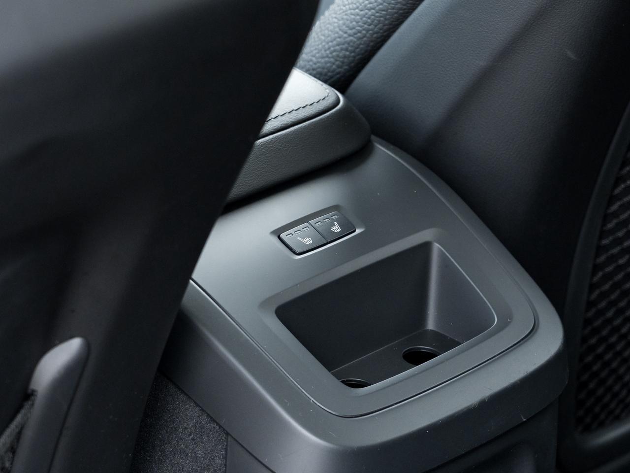 2025 Volvo XC60 Plug-In Hybrid T8 AWD PLUS  PLUG IN HYBRID  CPO RATE FROM 3.49%* Photo