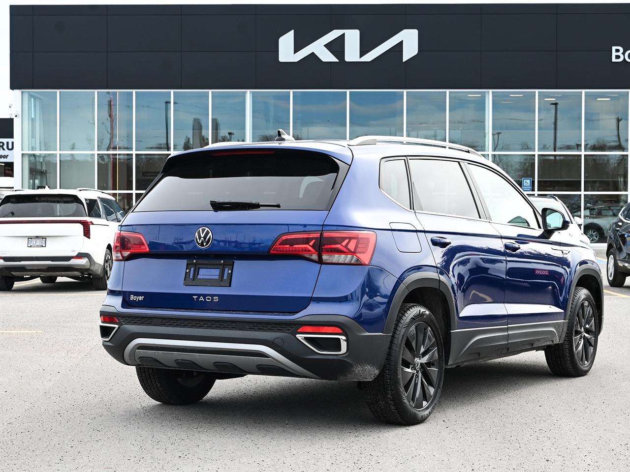 2024 Volkswagen Taos Comfortline Sunroof Photo