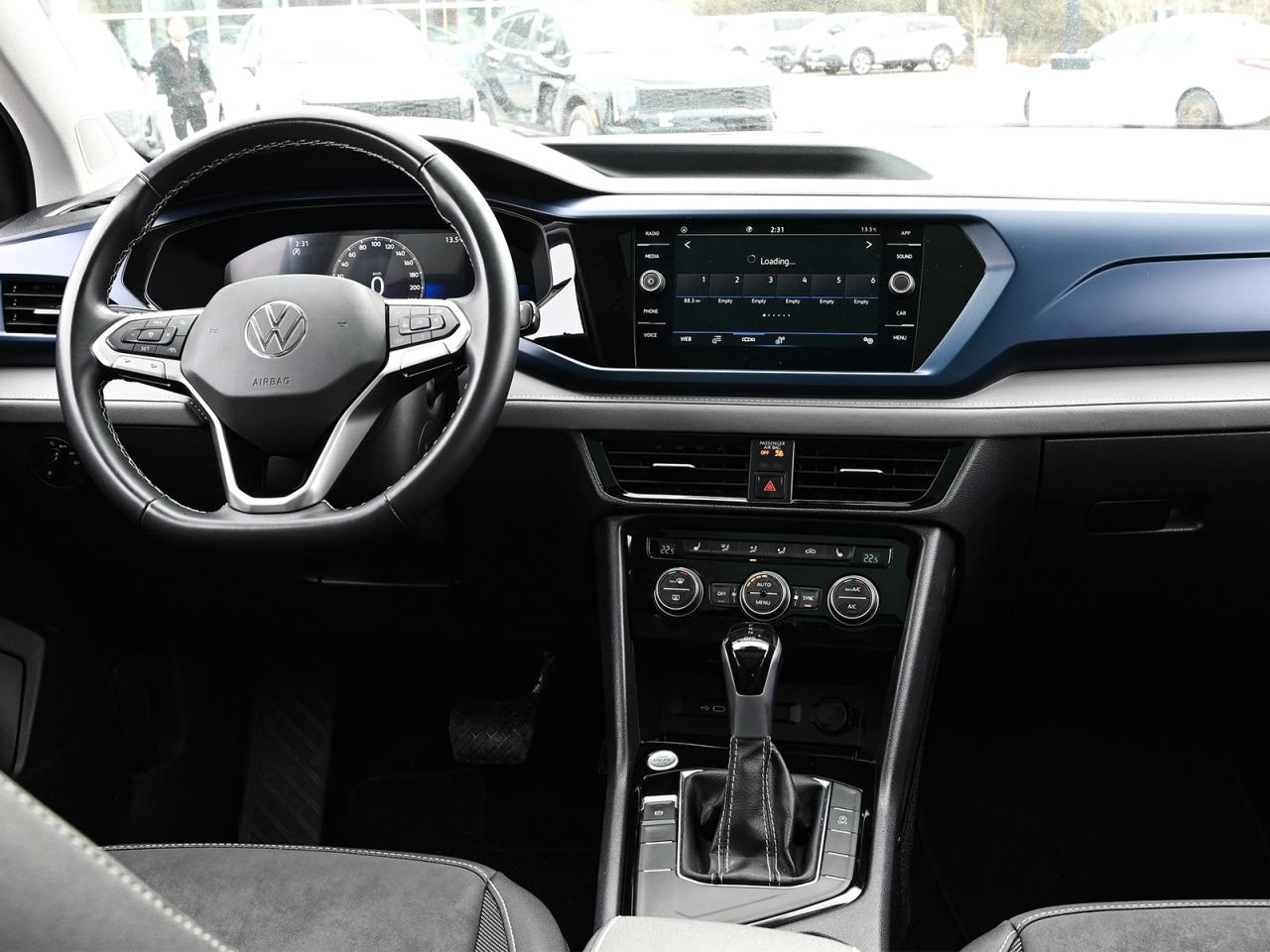 2024 Volkswagen Taos Comfortline Sunroof Photo