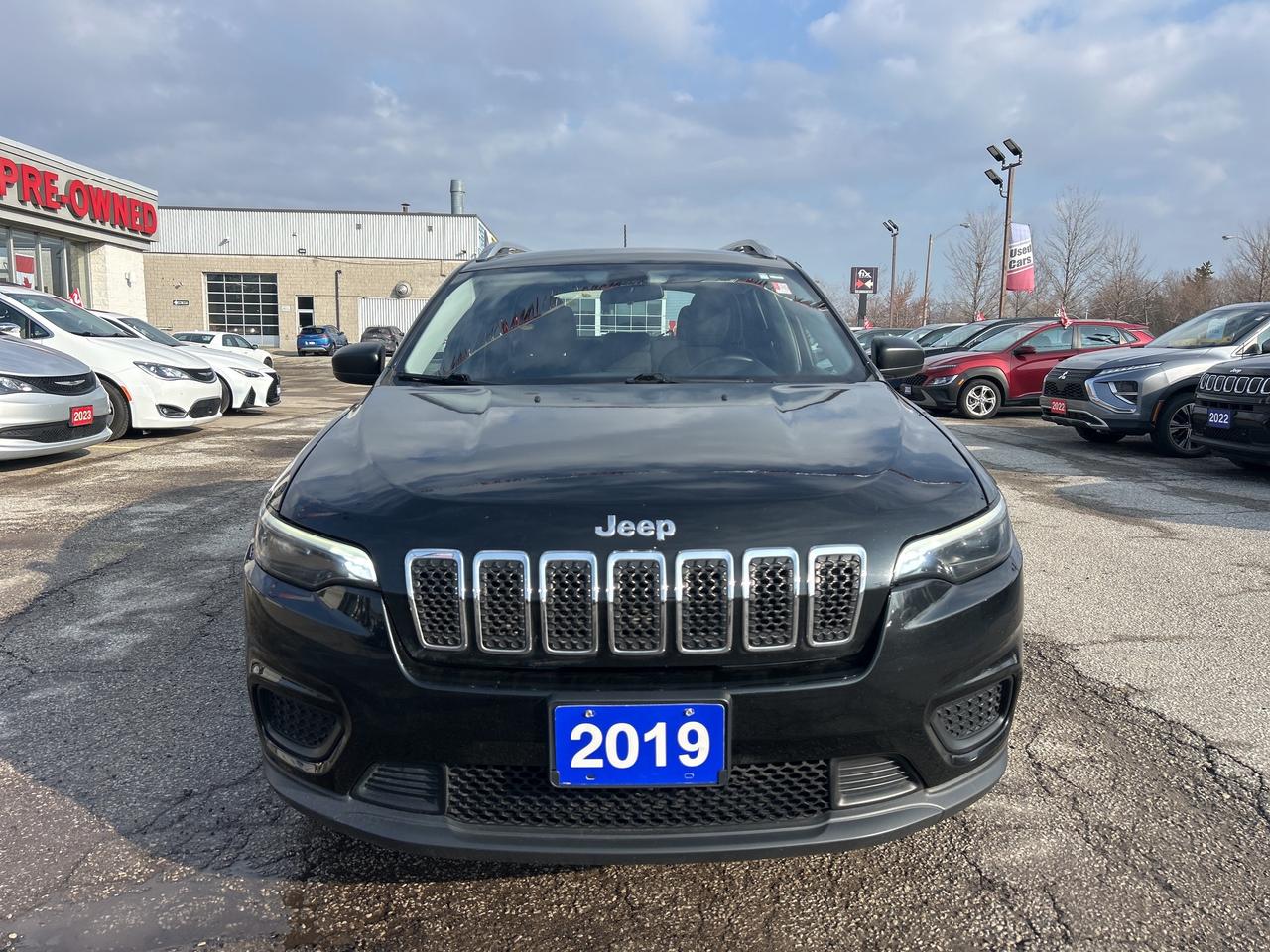 2019 Jeep Cherokee Sport 4x4 w/Heated Seats, Remote Start, CarPlay Photo