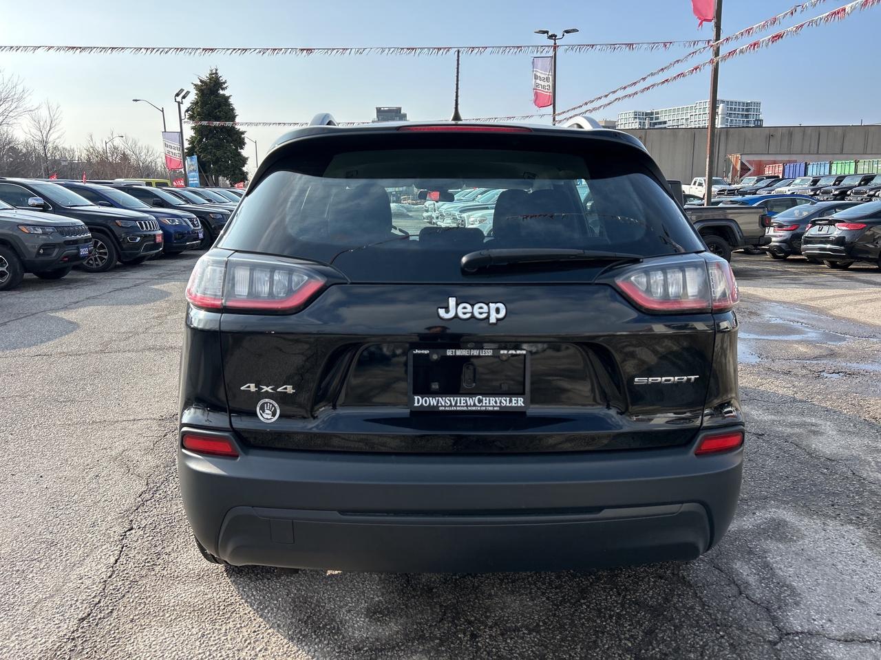 2019 Jeep Cherokee Sport 4x4 w/Heated Seats, Remote Start, CarPlay Photo