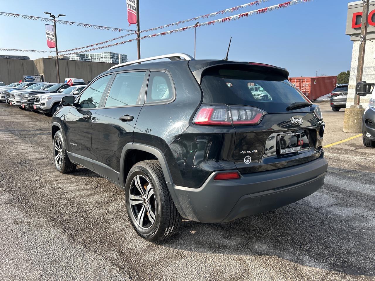 2019 Jeep Cherokee Sport 4x4 w/Heated Seats, Remote Start, CarPlay Photo