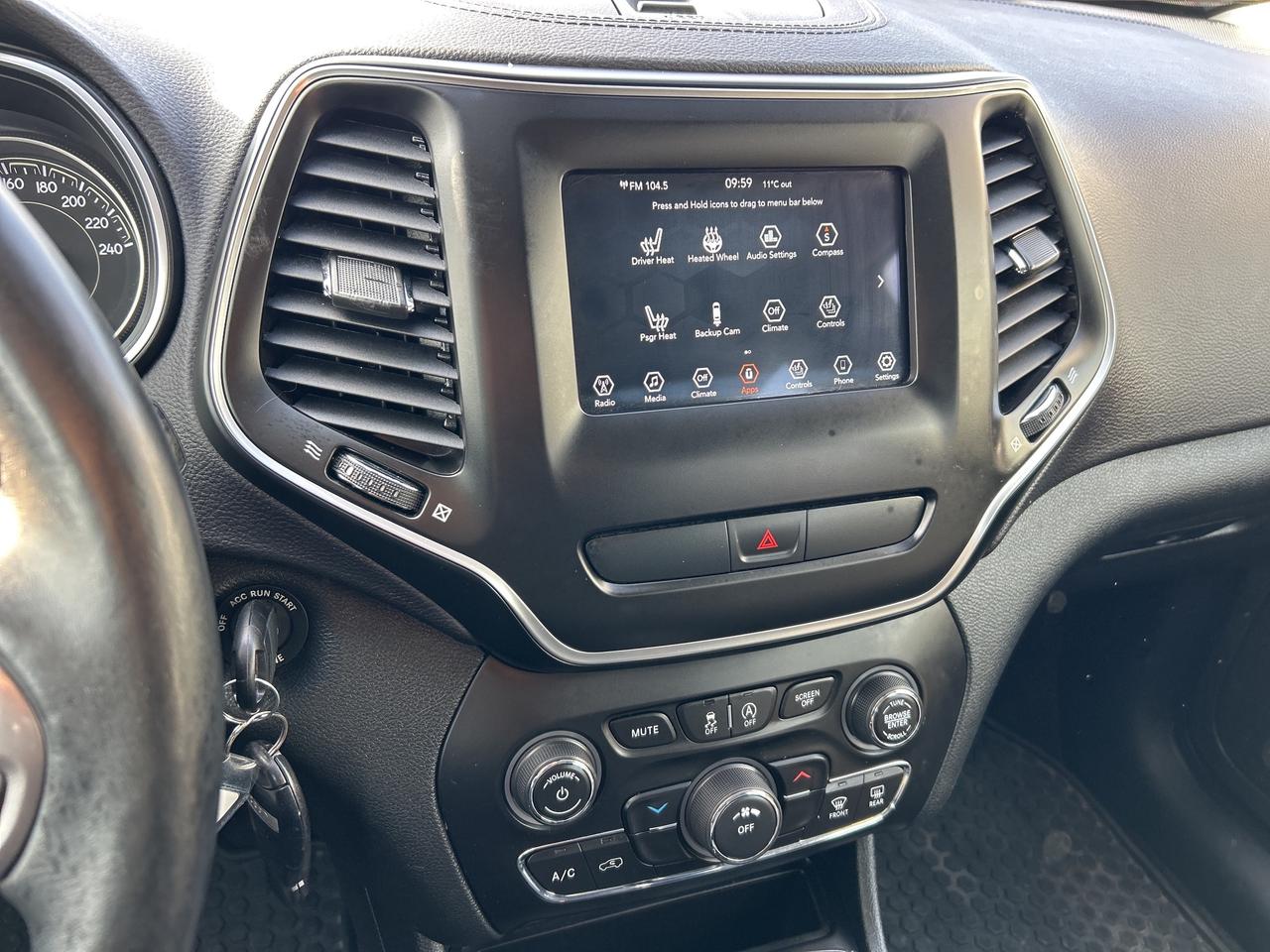2019 Jeep Cherokee Sport 4x4 w/Heated Seats, Remote Start, CarPlay Photo