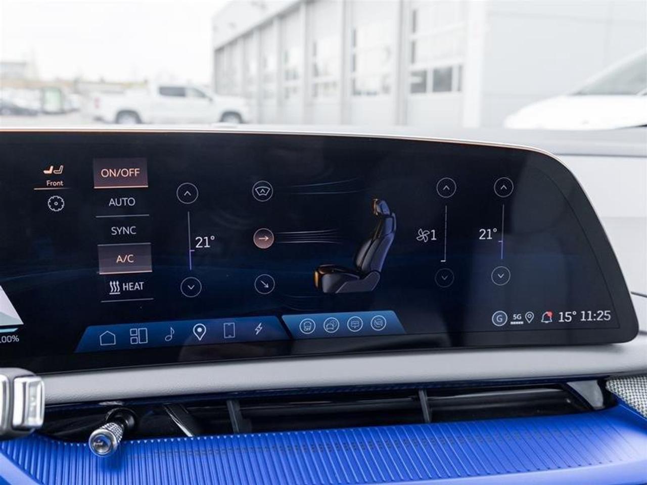 2026 Cadillac OPTIQ Sport 4dr Photo