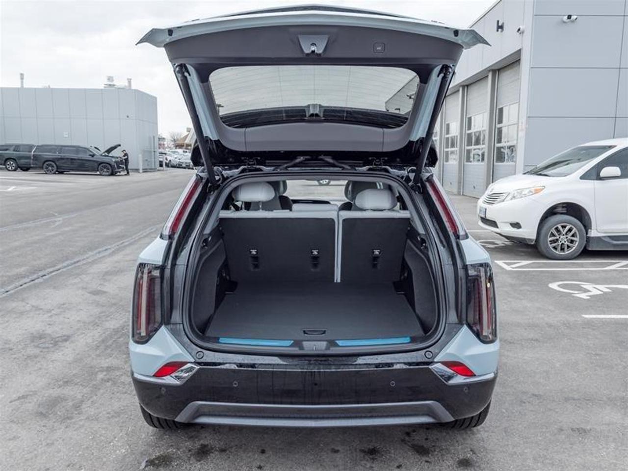 2026 Cadillac OPTIQ Sport 4dr Photo