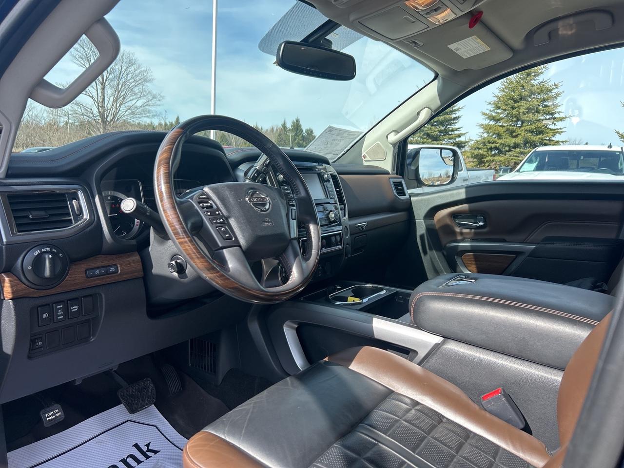 2018 Nissan Titan Platinum Reserve 4x4   Nav.   Heated/Cooled Seats Photo