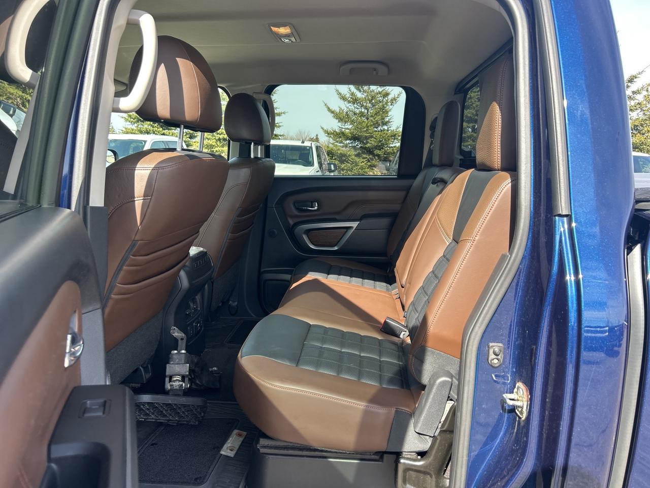 2018 Nissan Titan Platinum Reserve 4x4   Nav.   Heated/Cooled Seats Photo