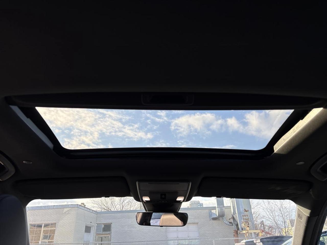 2024 Honda CR-V Hybrid Ex-L Honda Certified With 7YRS/160K Warranty Photo