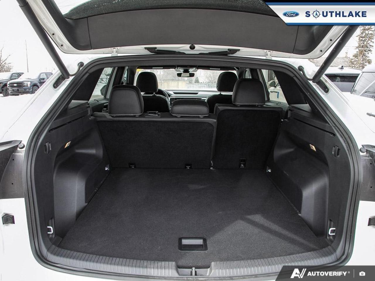 2023 Volkswagen Atlas Cross Sport 3.6 FSI Execline 4dr All-Wheel Drive 4MOTION Photo