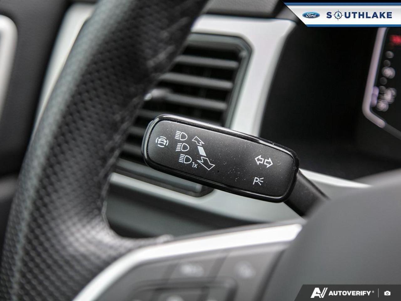 2023 Volkswagen Atlas Cross Sport 3.6 FSI Execline 4dr All-Wheel Drive 4MOTION Photo