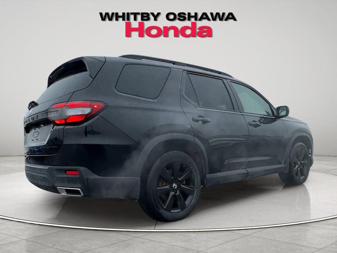 2025 Honda Pilot Black Edition Photo
