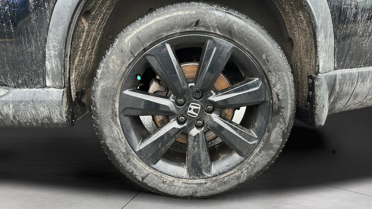 2025 Honda Pilot Black Edition Photo