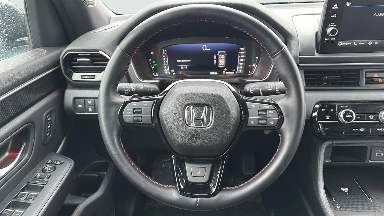 2025 Honda Pilot Black Edition Photo