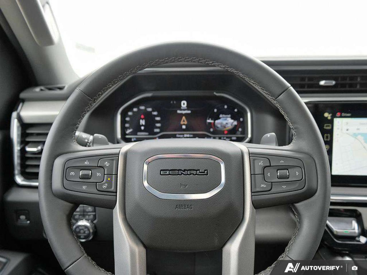 2025 GMC Sierra 1500 DENALI, 4X4, 3.0L DIESEL, ALLOYS, LEATHER, 1-OWNER, CERTIFIED PREOWNED! Photo
