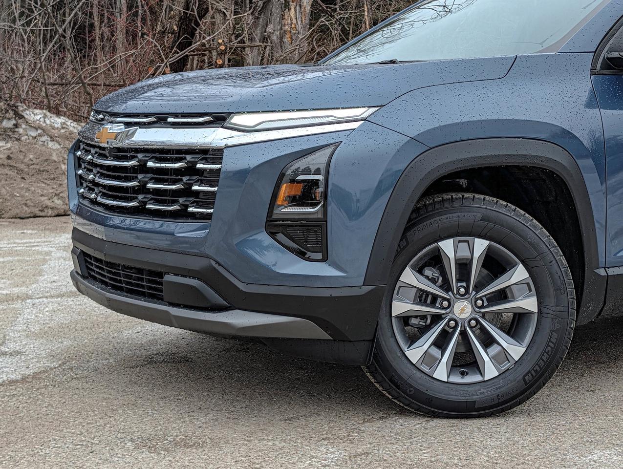 2026 Chevrolet Equinox AWD LT Photo2