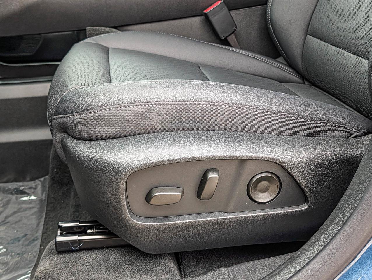 2026 Chevrolet Equinox AWD LT Photo
