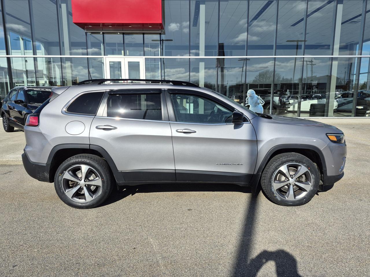 2022 Jeep Cherokee Limited Photo