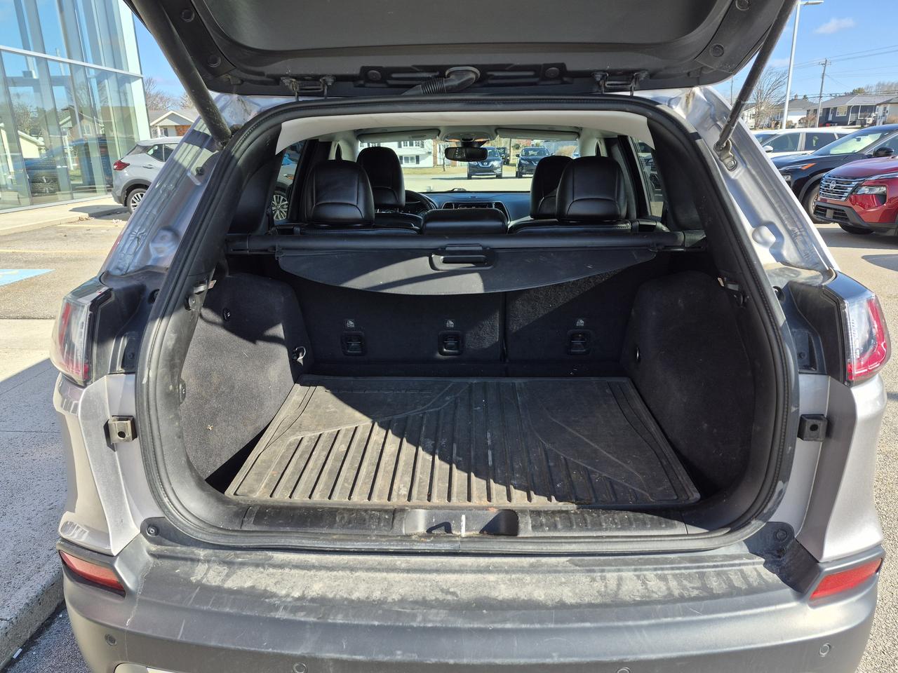 2022 Jeep Cherokee Limited Photo