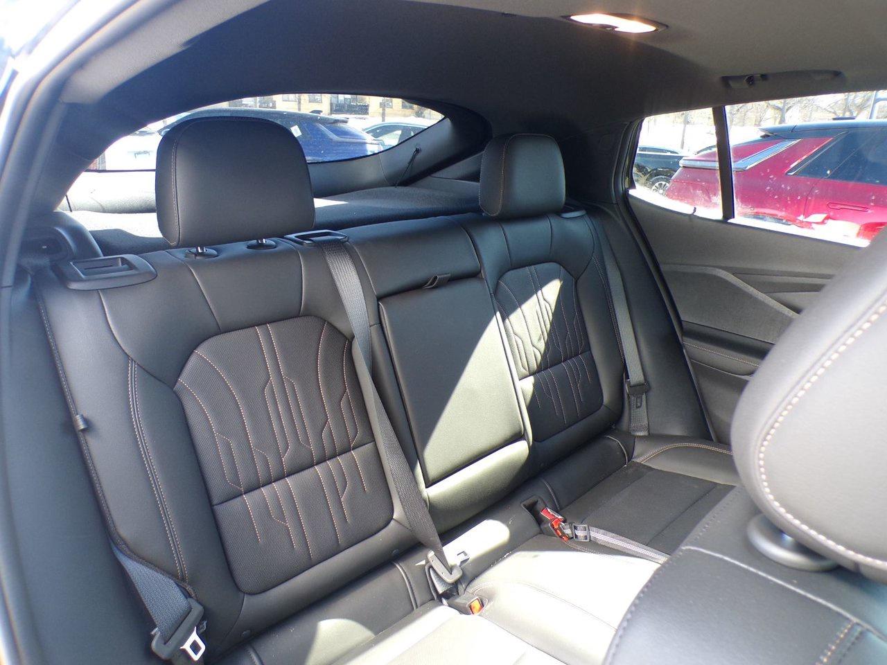 2025 Buick Envista FWD 4dr Avenir Photo