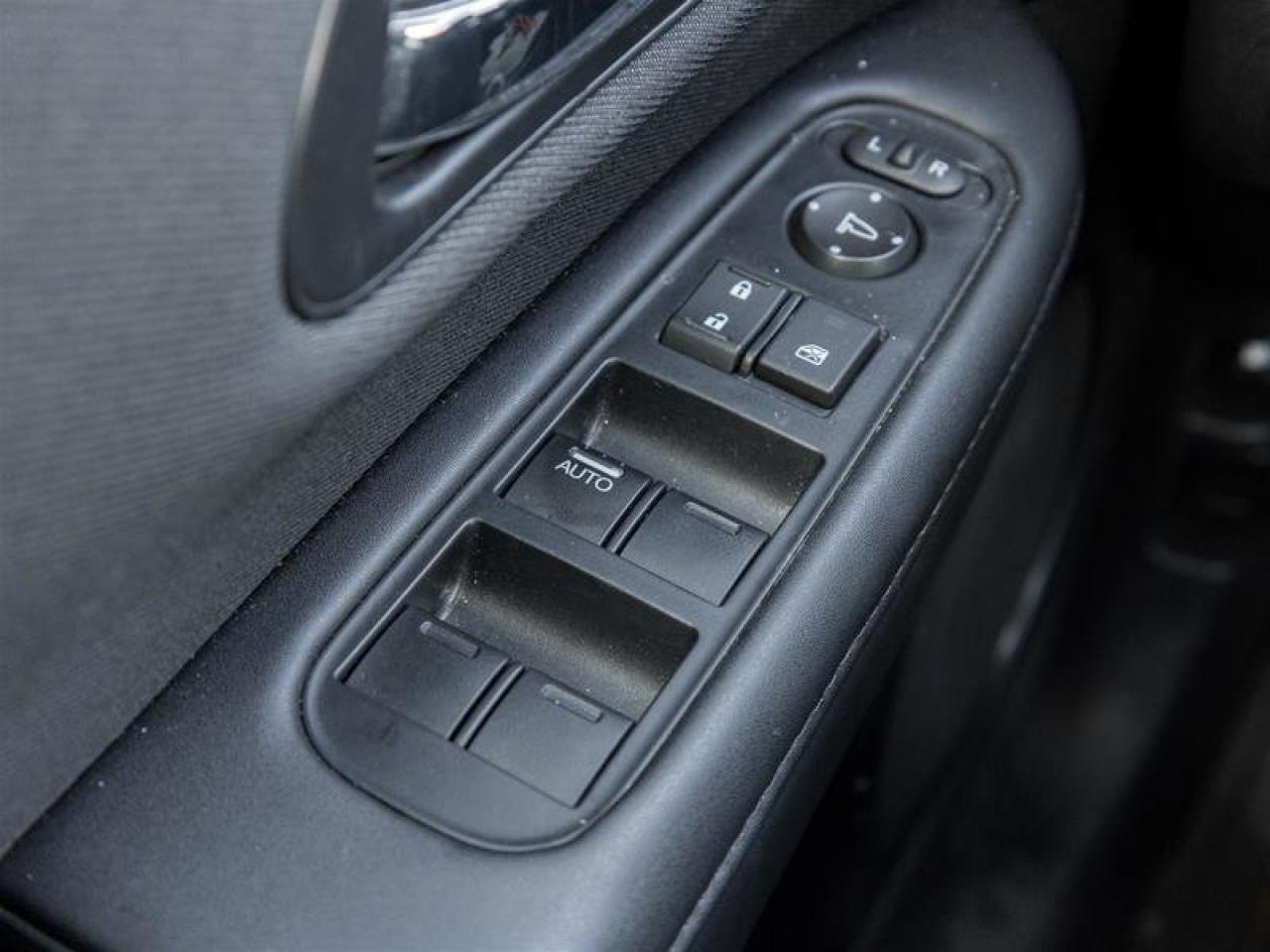 2022 Honda HR-V LX 4WD Photo