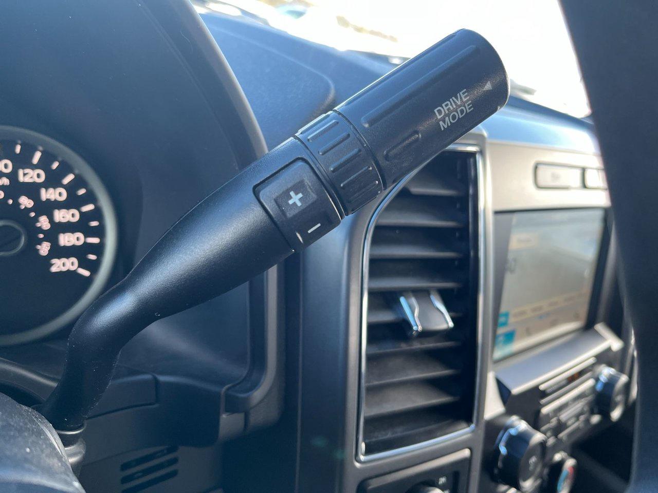 2019 Ford F-150 XLT 4WD SuperCrew 6.5' Box Photo