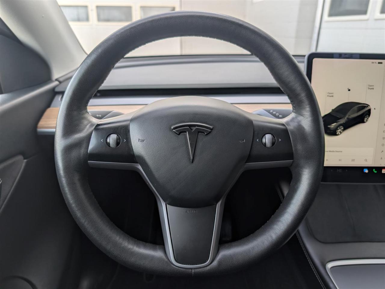 2021 Tesla Model Y LONG RANGE AWD - DUAL MOTOR Photo