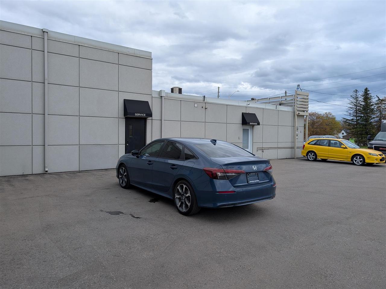 2026 Honda Civic Hybrid SPORT TOURING - NAVI - SUNROOF - LEATHER - TECH FEATS Photo