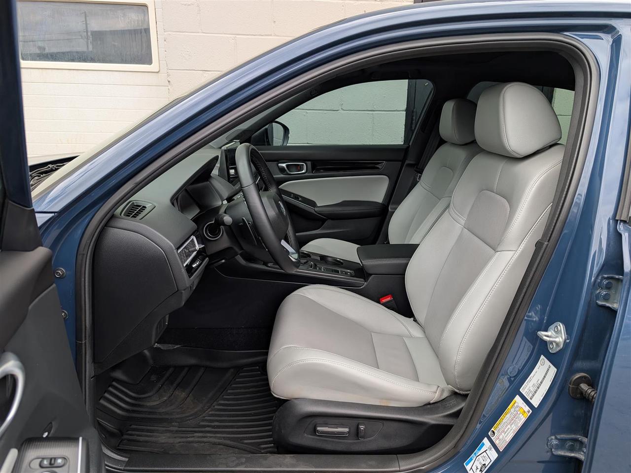 2026 Honda Civic Hybrid SPORT TOURING - NAVI - SUNROOF - LEATHER - TECH FEATS Photo