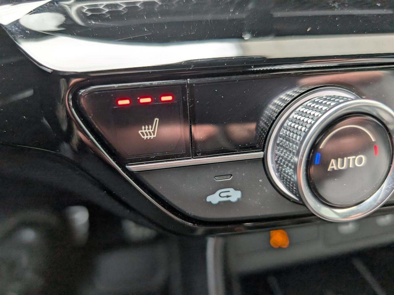 2026 Honda Civic Hybrid SPORT TOURING - NAVI - SUNROOF - LEATHER - TECH FEATS Photo