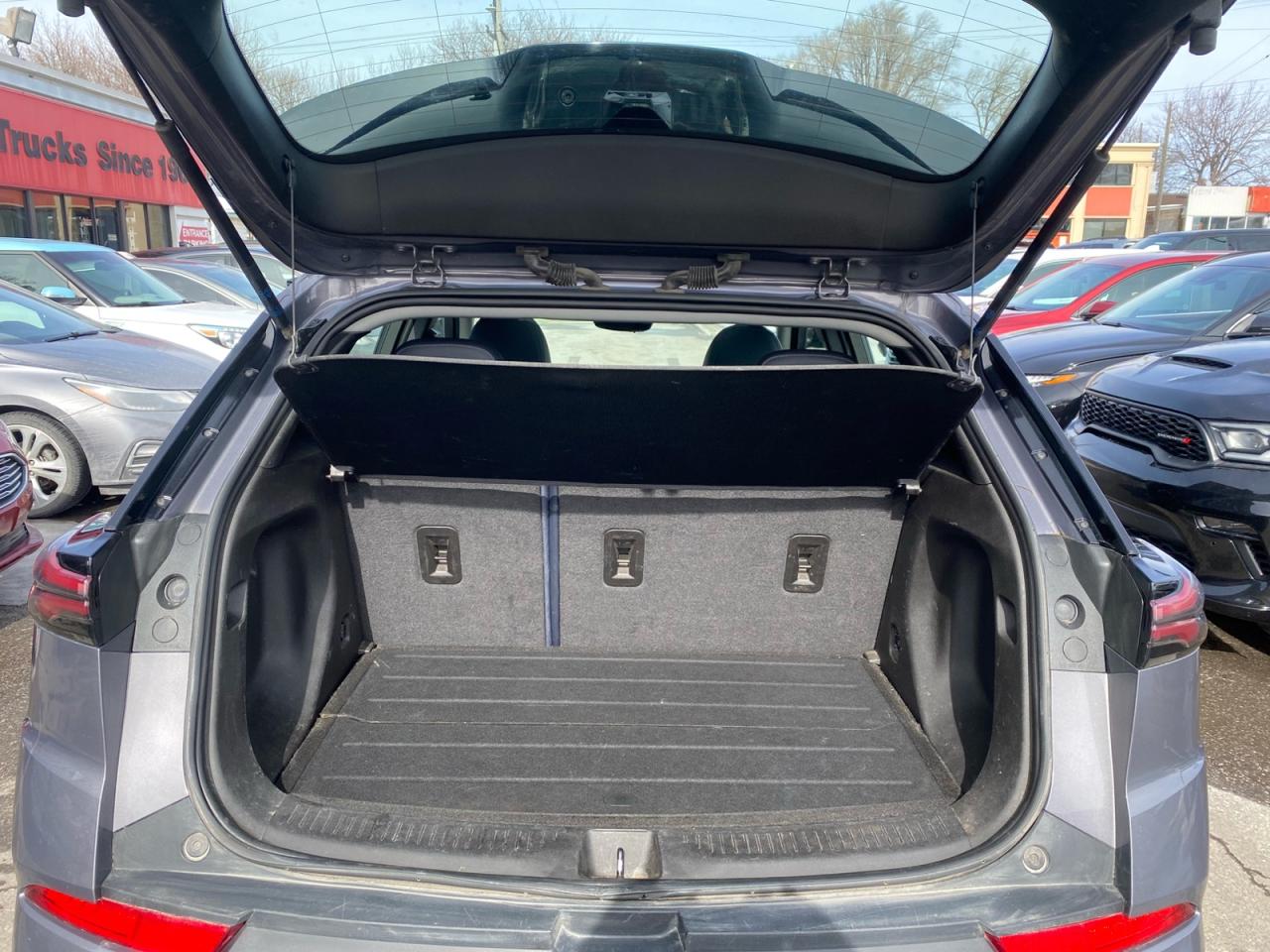 2022 Chevrolet Bolt EUV Premier | Panoramic Sunroof | Apple CarPlay | NAV Photo