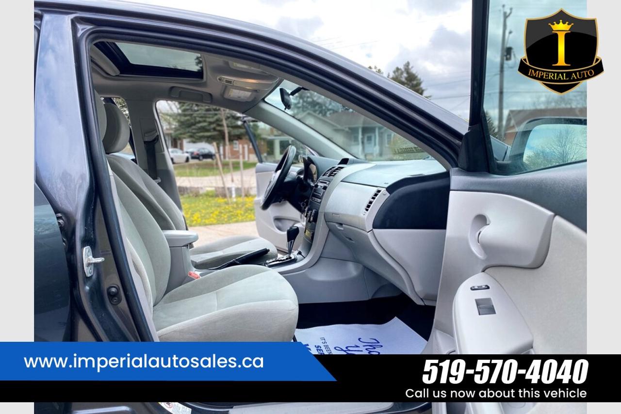 2013 Toyota Corolla LE Photo