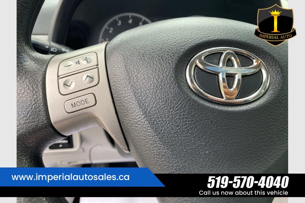 2013 Toyota Corolla LE Photo