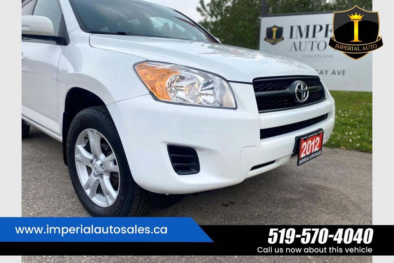 2012 Toyota RAV4 - SUNROOF Photo