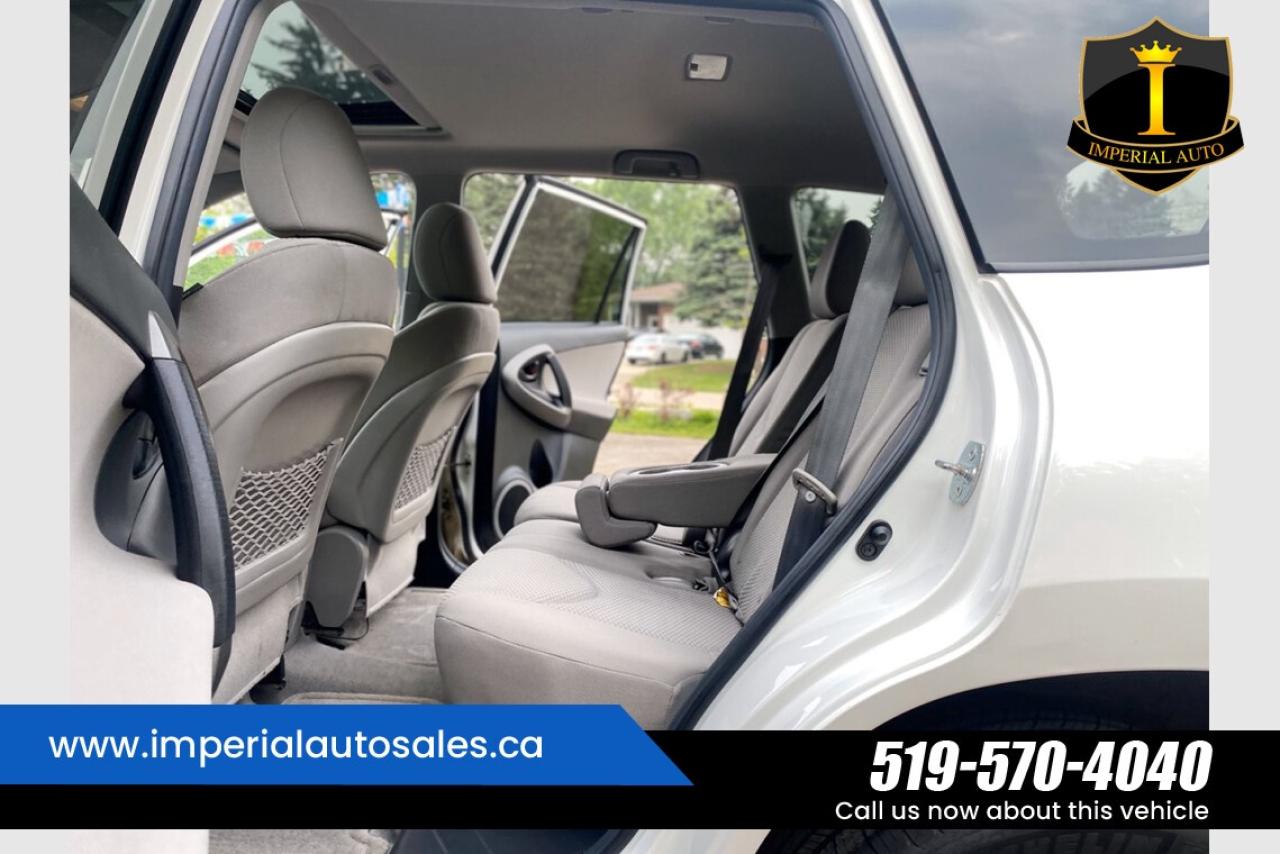 2012 Toyota RAV4 - SUNROOF Photo