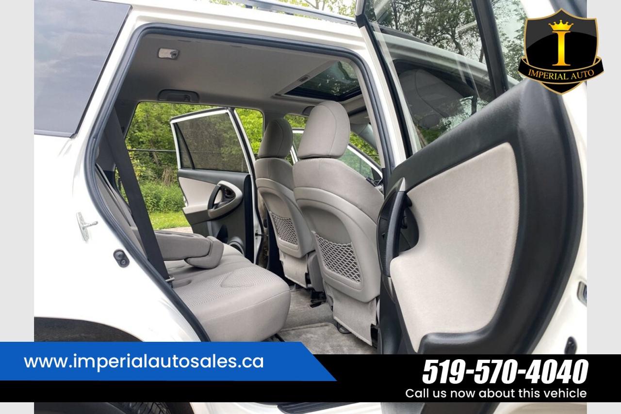 2012 Toyota RAV4 - SUNROOF Photo