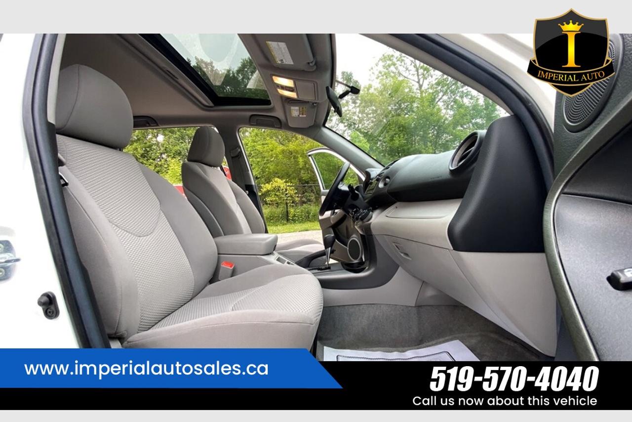 2012 Toyota RAV4 - SUNROOF Photo