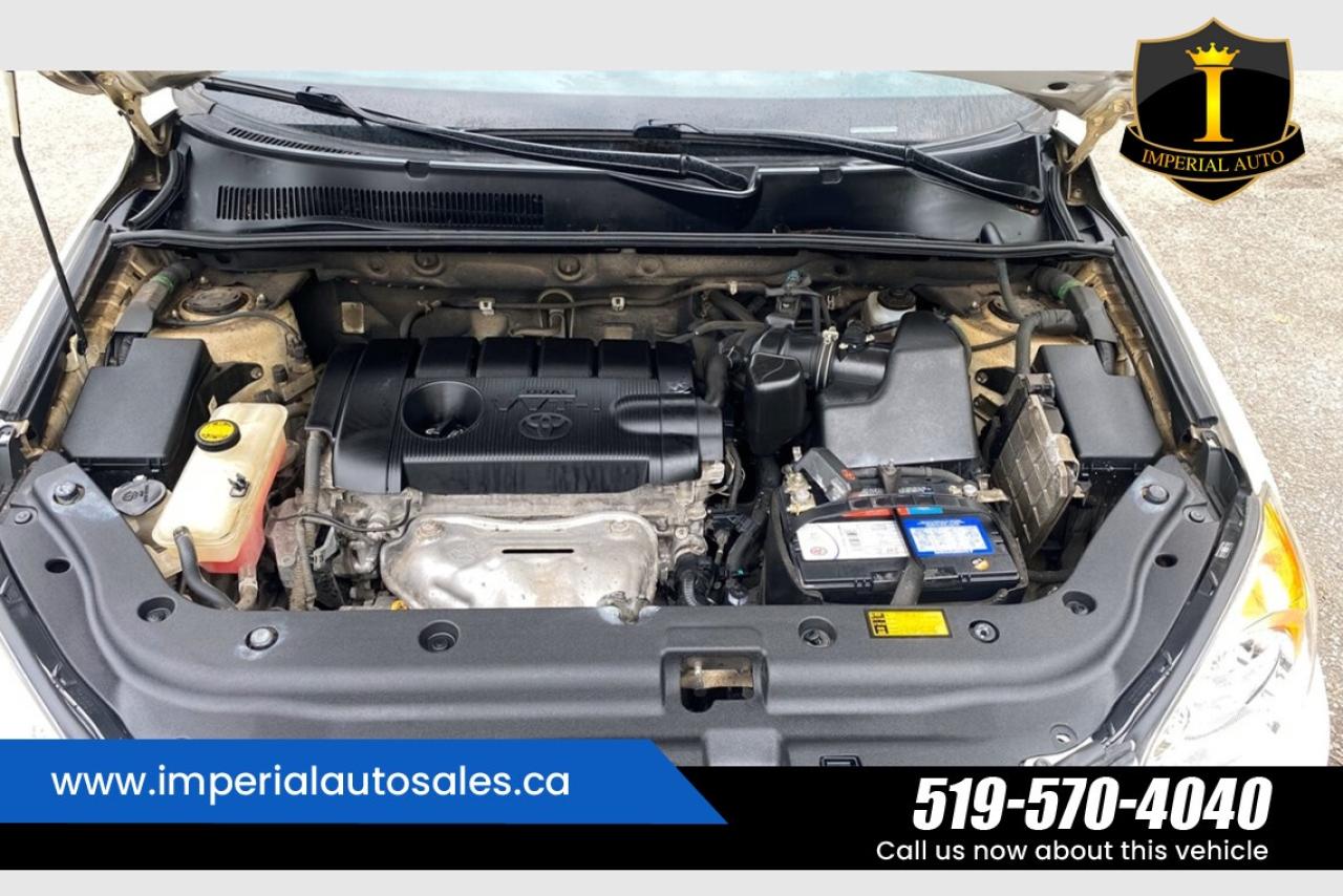 2012 Toyota RAV4 - SUNROOF Photo
