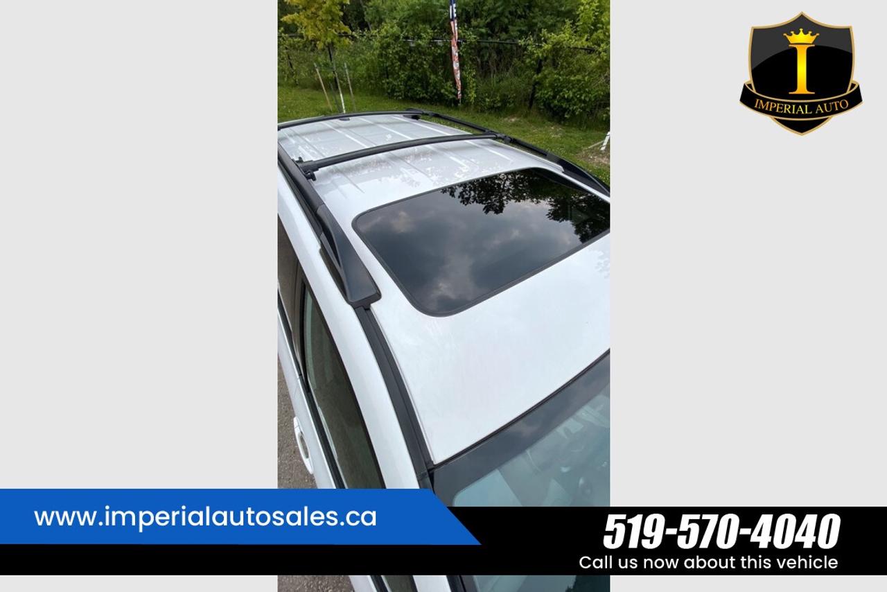 2012 Toyota RAV4 - SUNROOF Photo