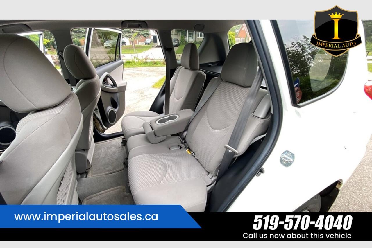 2012 Toyota RAV4 - SUNROOF Photo