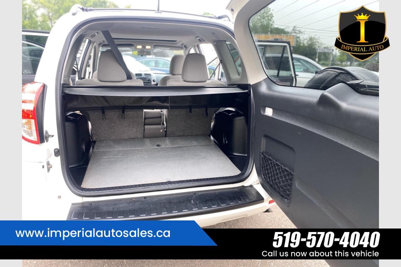 2012 Toyota RAV4 - SUNROOF Photo