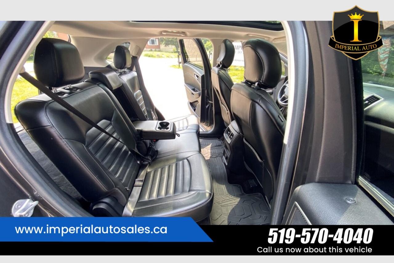 2016 Ford Edge SEL Photo