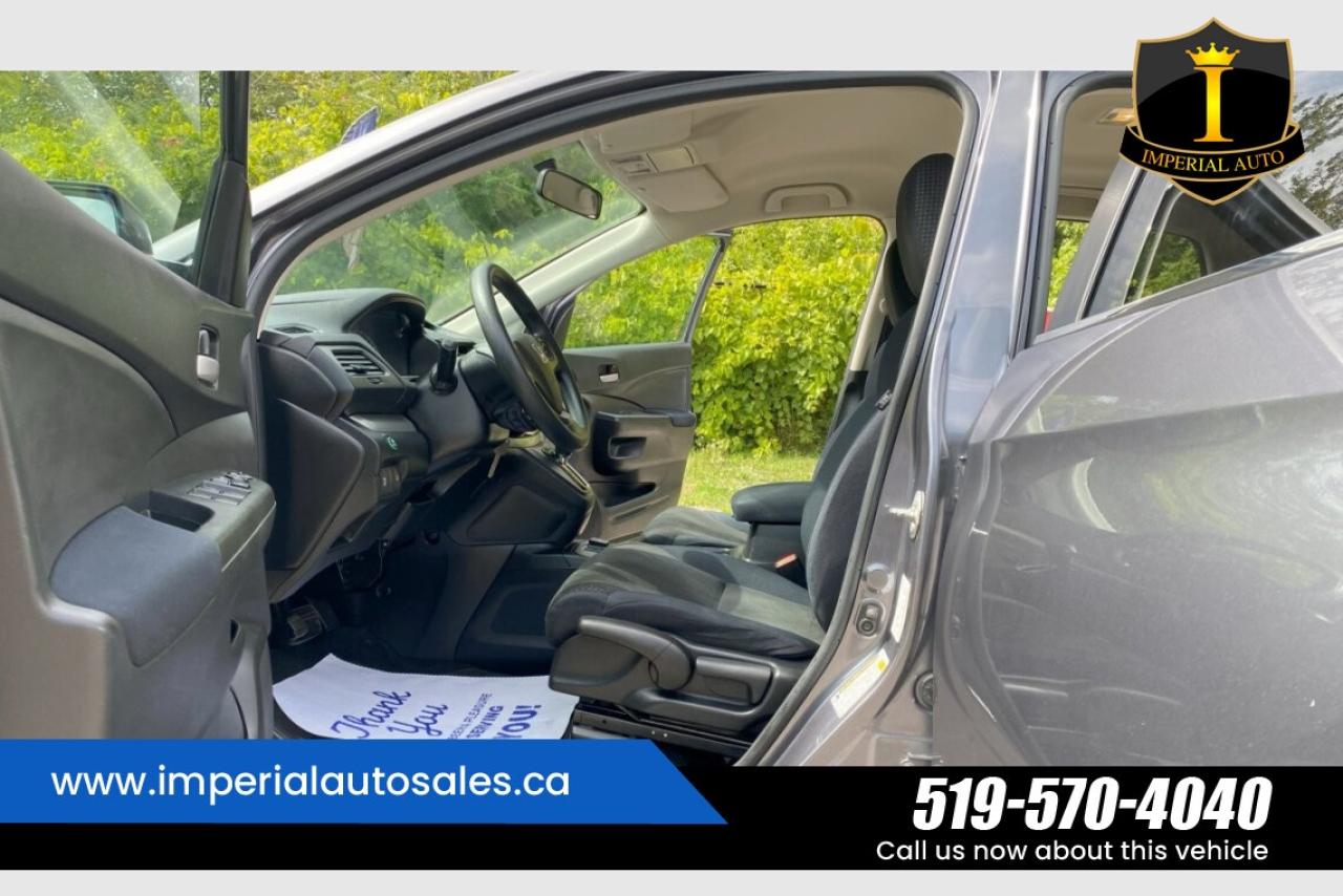 2016 Honda CR-V LX Photo