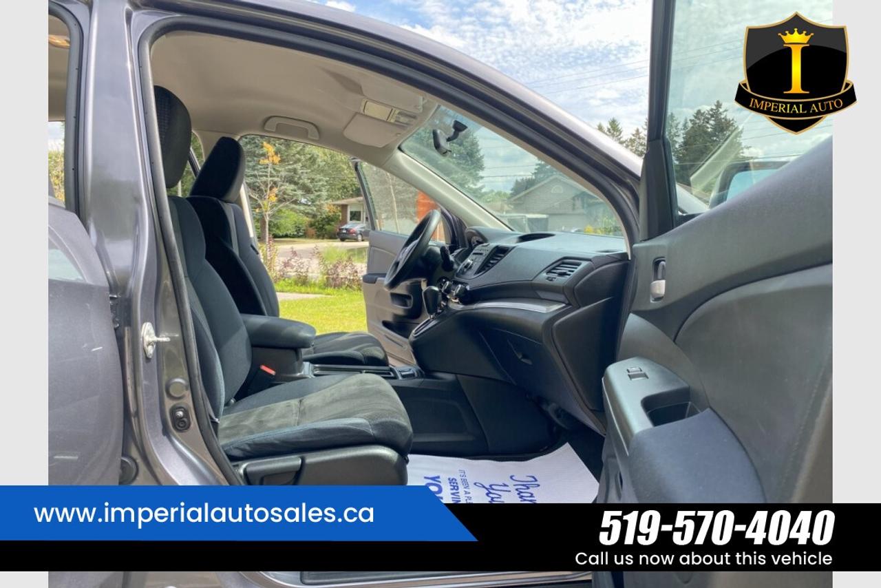 2016 Honda CR-V LX Photo