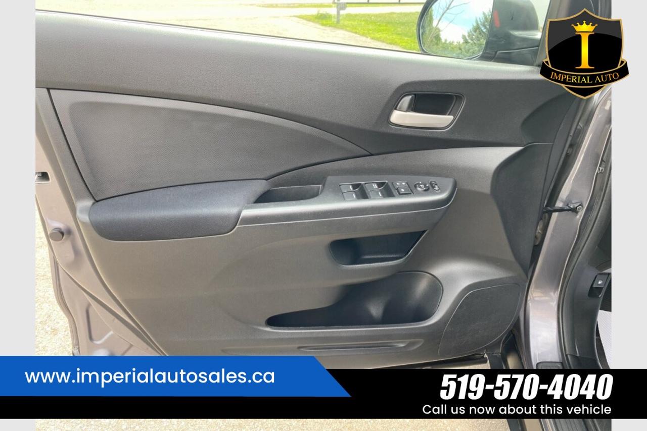 2016 Honda CR-V LX Photo