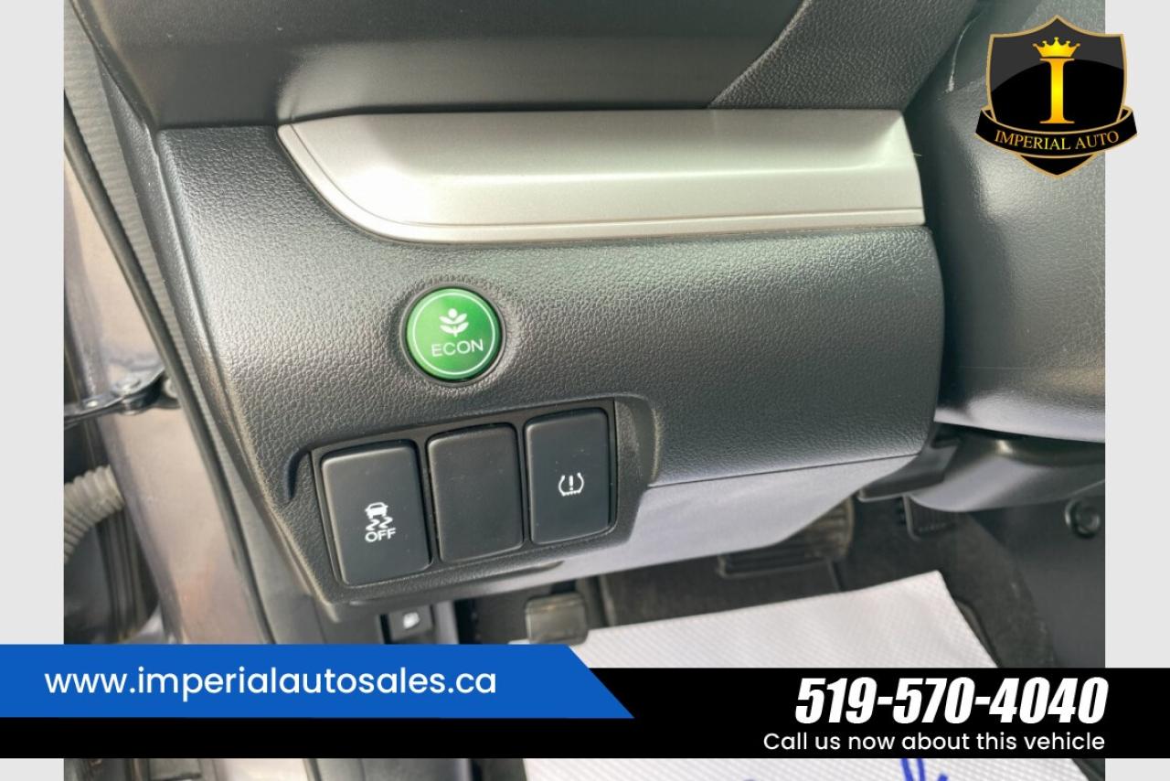 2016 Honda CR-V LX Photo