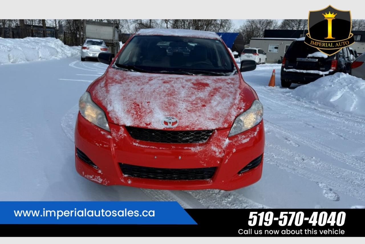 2011 Toyota Matrix 1.8-Lit.-FWD Photo3