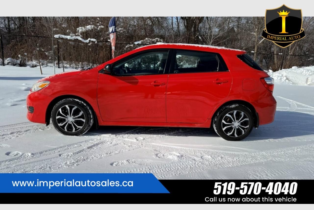 2011 Toyota Matrix 1.8-Lit.-FWD Photo